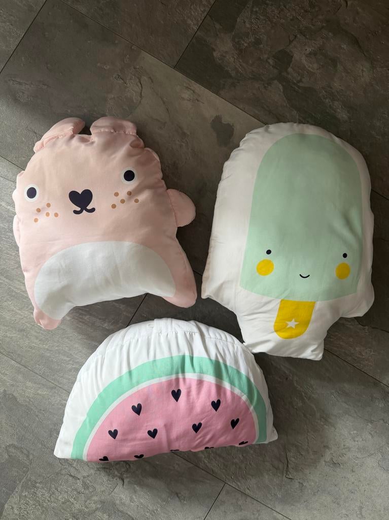 Leuke decoratieve kussens voor kinderkamer, Ophalen of Verzenden, Gebruikt, Roze, Overige vormen