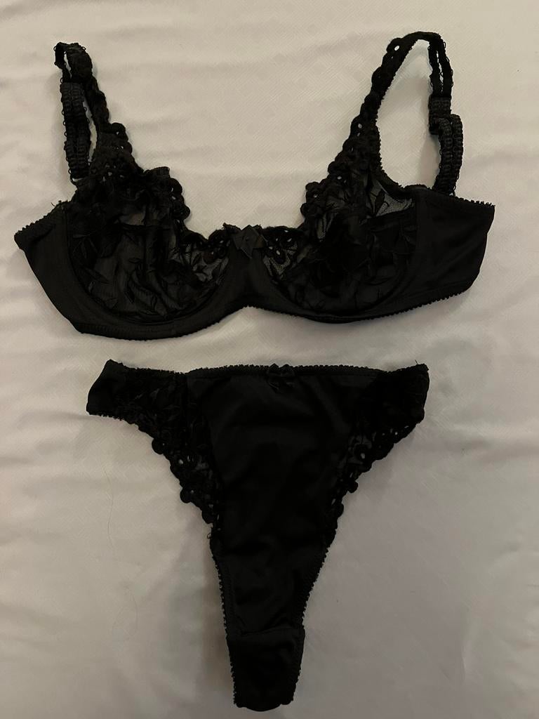 4 Luxe lingeriesetjes 75C/D slips S/M, Ophalen of Verzenden, Blauw