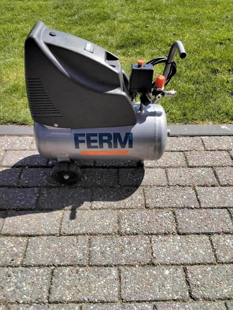 FERM compressor  24 liter, Doe-het-zelf en Verbouw, Compressors, Minder dan 25 liter, Ophalen of Verzenden, Minder dan 200 liter/min