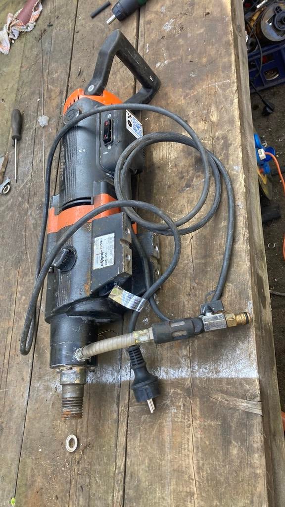 Clipper CDM 353 betonboor machine type 3300 Watt in goede st, Ophalen, Zo goed als nieuw, Kolomboormachine