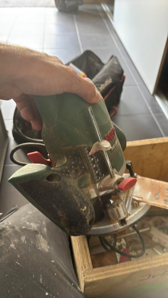 Bovenfrees, Ophalen of Verzenden, Zo goed als nieuw, Elektrisch, Bovenfrees