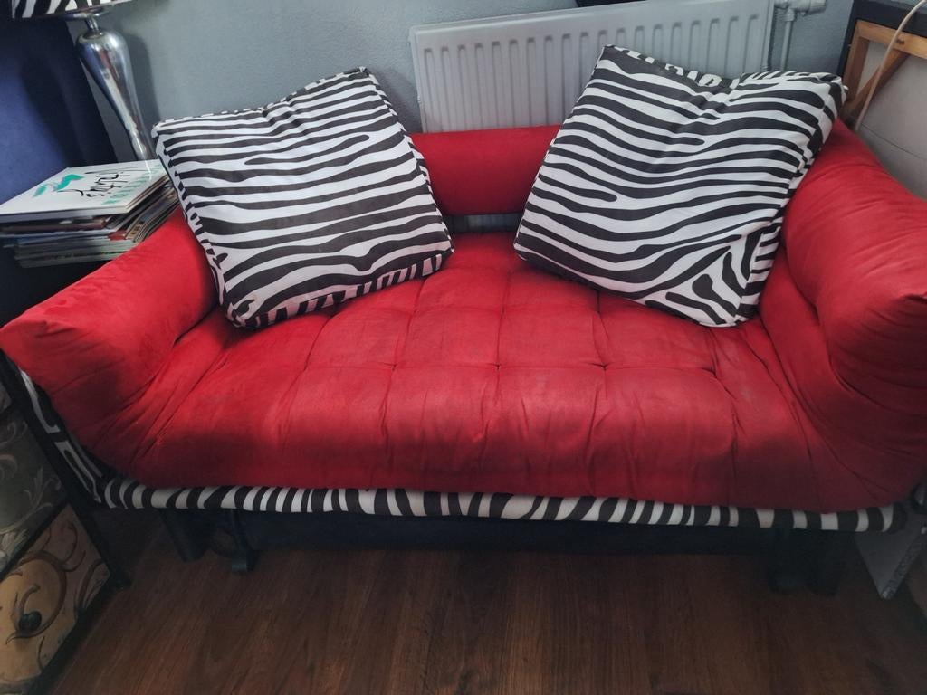 Mooi bankje ook als slaapbank,beide kanten uitklapbaar, Huis en Inrichting, Banken | Sofa's en Chaises Longues, Ophalen, Eenpersoons