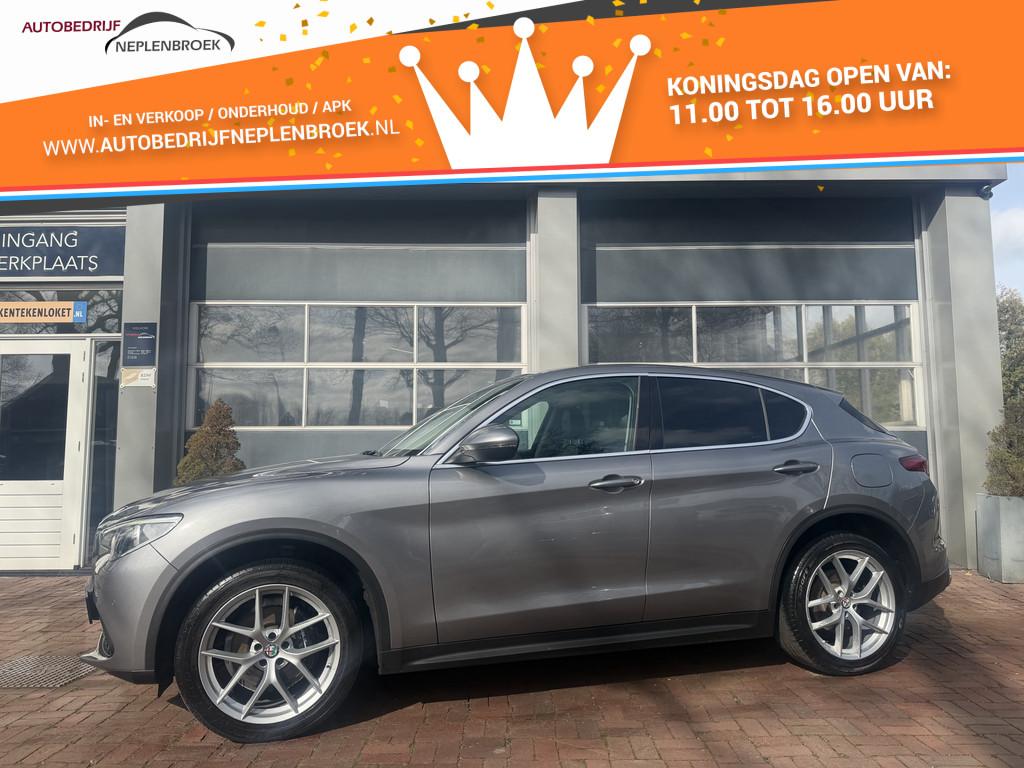 Alfa Romeo Stelvio 2.0 T AWD Veloce AWD Super First Edition, Automaat, 4 cilinders, Leder, Vierwielaandrijving