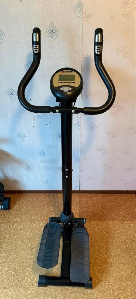 Athlett Stepper met Display en Hartslagmeter, Sport en Fitness, Fitnessapparatuur, Zo goed als nieuw, Stepapparaat, Benen, Metaal