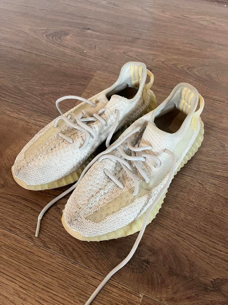 Adidas Yeezy Boost 350 V2 Light maat 42 (8 UK), Kleding | Heren, Schoenen, Ophalen, Wit, Sneakers of Gympen, Gedragen