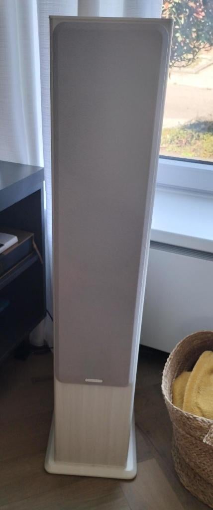 Te koop hifi set inclusief meubel en luidsprekers, Tuner of Radio, Losse componenten, Zo goed als nieuw, Ophalen