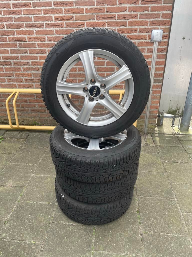 Winterset Uniroyal 185/60R15 voor Audi A1 (6mm profiel), Ophalen of Verzenden, Gebruikt