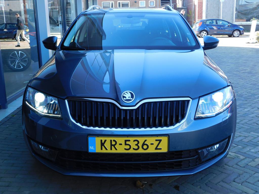 Skoda Octavia Combi 1.0 TSI Greentech DSG Style Business | T, 12 maanden, Gebruikt, Euro 6, 116 pk