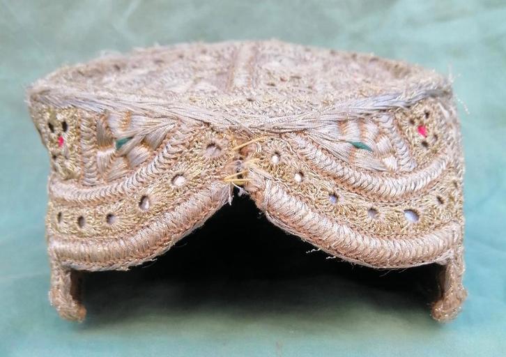 Mutsje Afghanistan of omstreken, Antiek en Kunst, Kunst | Niet-Westerse kunst, Ophalen of Verzenden