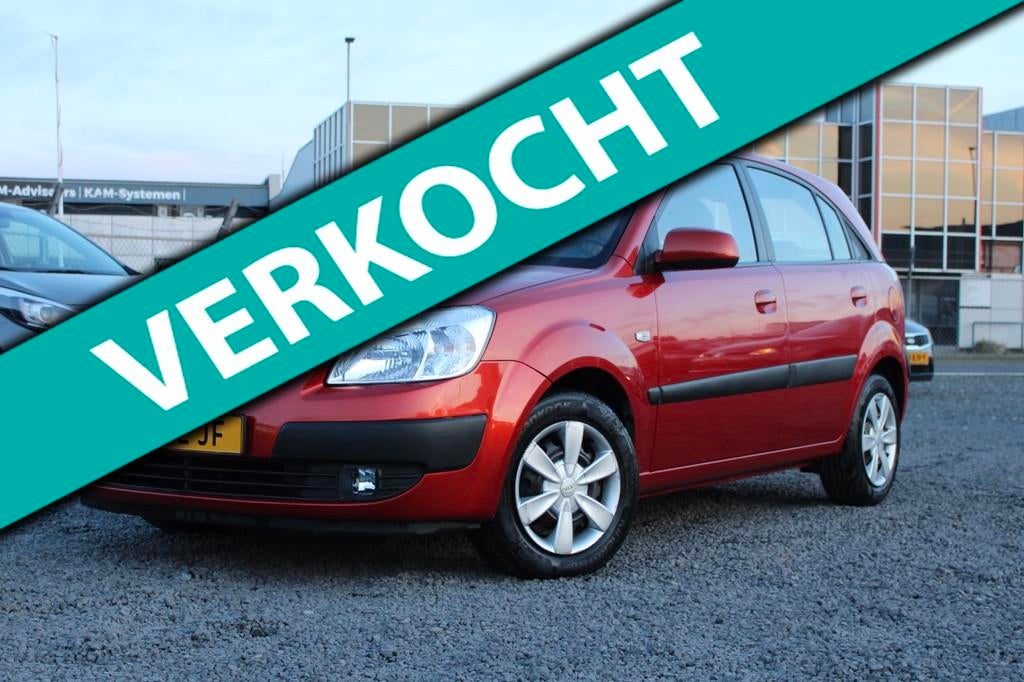 Kia Rio 1.4 X-tra/AIRCO/NW APK, Voorwielaandrijving, Stof, Gebruikt, Metallic lak