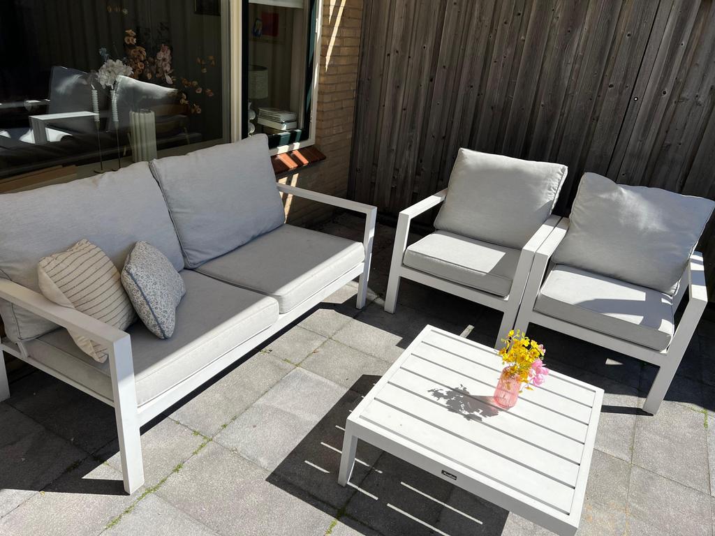 Manifesto Tuinset - Gebruikt maar in nette staat, Ophalen, 4 zitplaatsen, Aluminium, Zo goed als nieuw