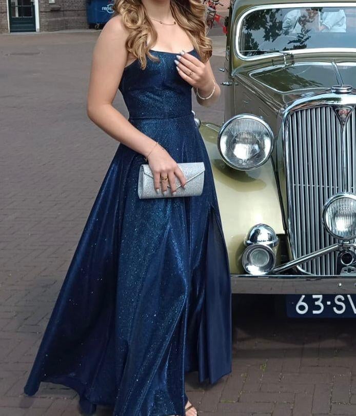 Prachtige Galajurk maat 36 donkerblauw met glitter, Kleding | Dames, Gelegenheidskleding, Ophalen, Galajurk, Blauw, Zo goed als nieuw