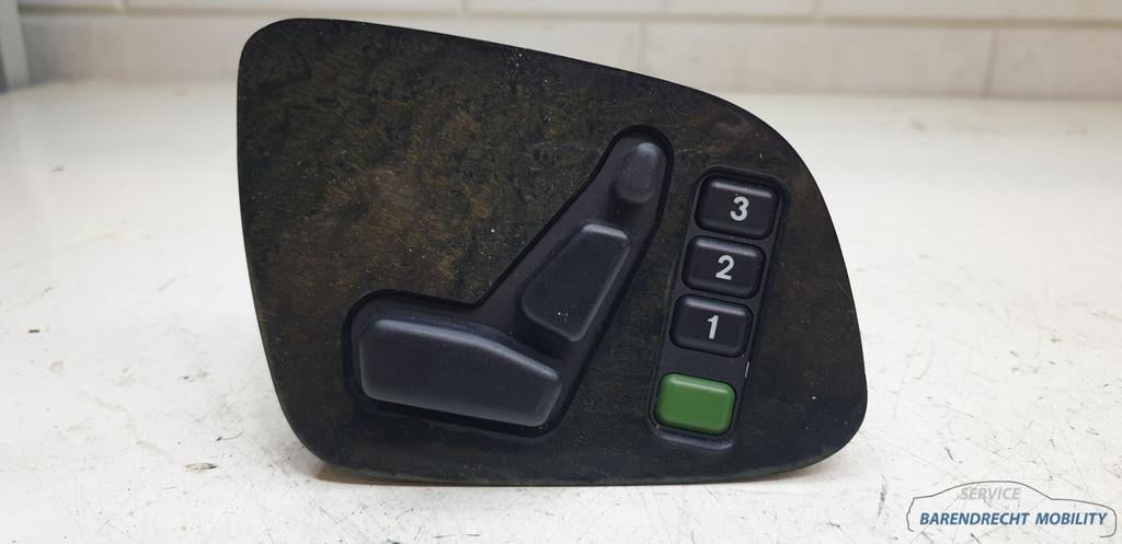 Stoelverstellingschakelaar E-klasse W210 Mercedes 2108209010, Gebruikt, Mercedes-Benz AG, Mercedes-Benz, Ophalen of Verzenden