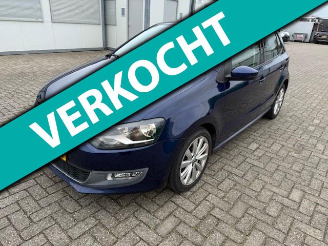 Volkswagen Polo 1.4-16V Highline 2e eigenaar Apk 18-11-2026, Voorwielaandrijving, 86 pk, 4 cilinders, Blauw