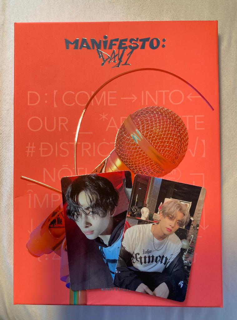 Enhypen manifesto day album D version (compleet), Ophalen of Verzenden, 2000 tot heden, Zo goed als nieuw