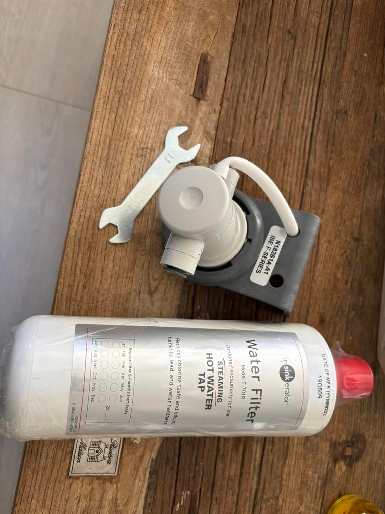 Waterfilter + onderdeel INSINKERATOR WATER FILTER F-701R, Ophalen of Verzenden, Nieuw, Kraan