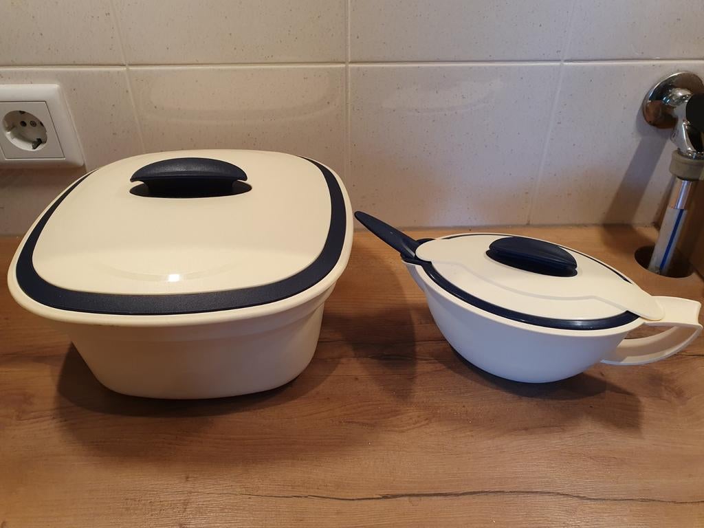 Serveerwonder en sauskom met jus lepel Tupperware, Huis en Inrichting, Keuken | Tupperware, Ophalen of Verzenden, Zo goed als nieuw