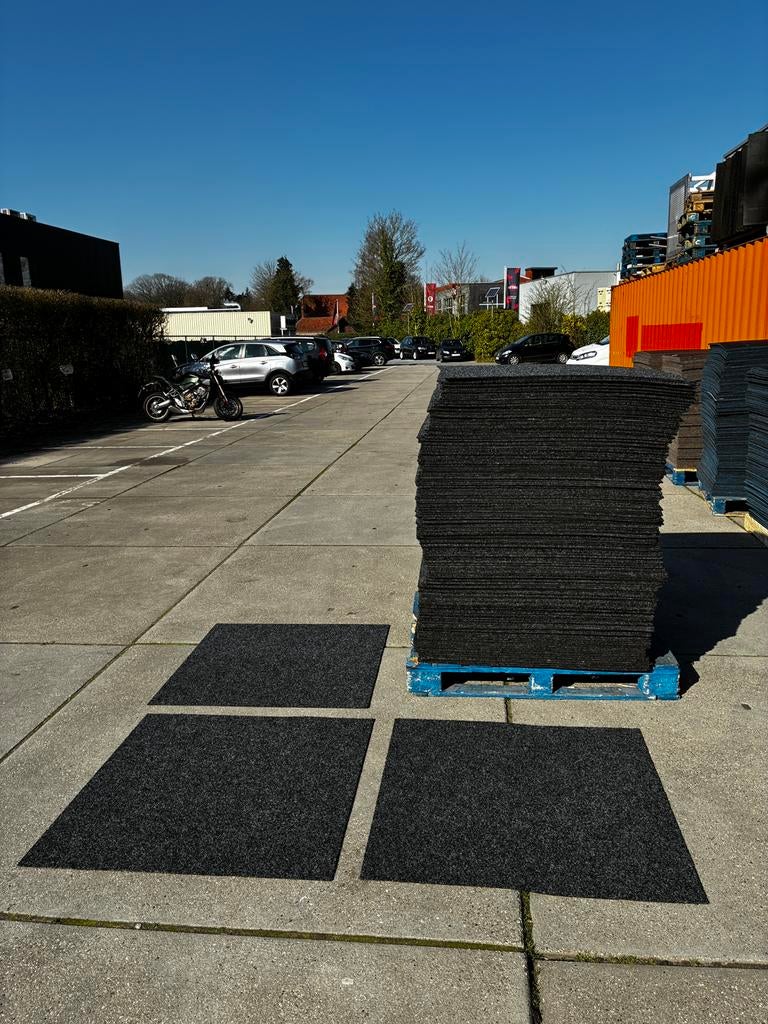 Partij tapijttegels, Ophalen, Crème, 75 m² of meer, Zo goed als nieuw