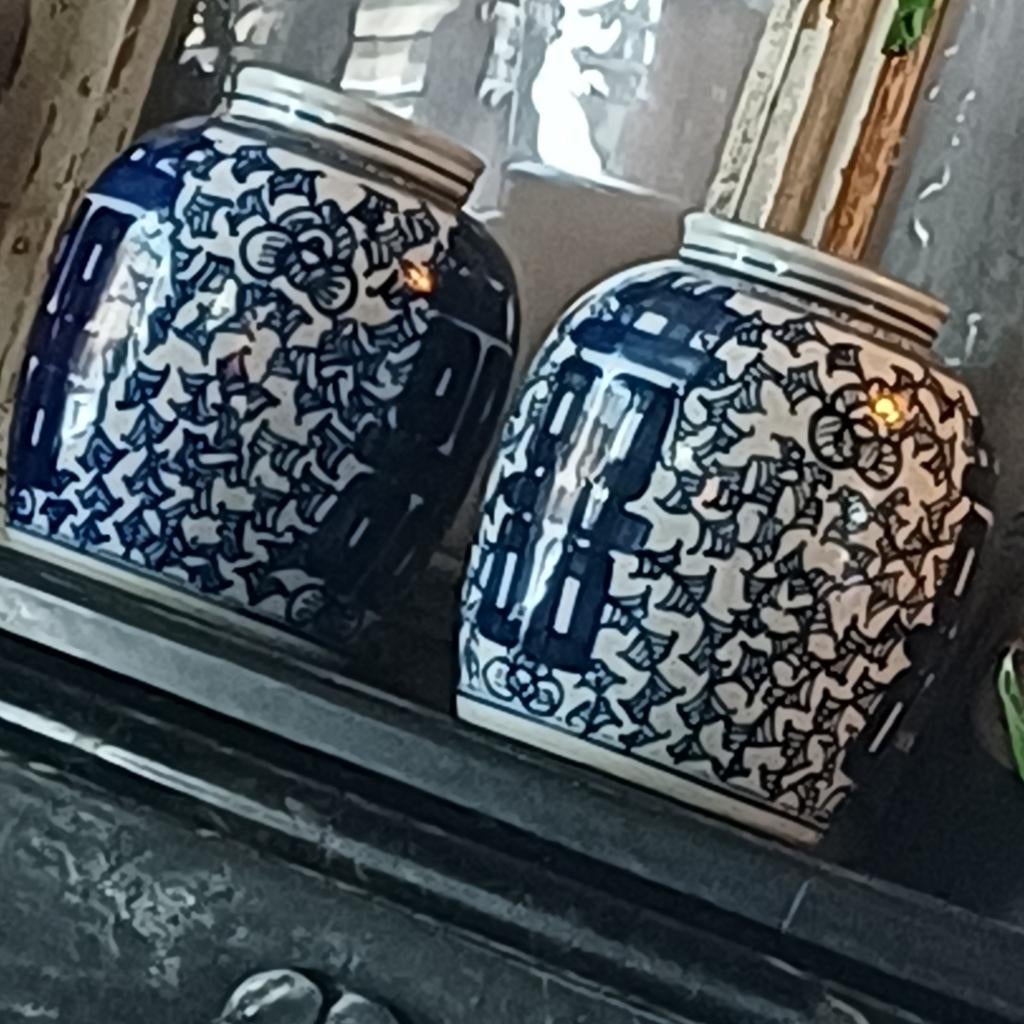 Oude antieke gemberpot potten oud, Ophalen