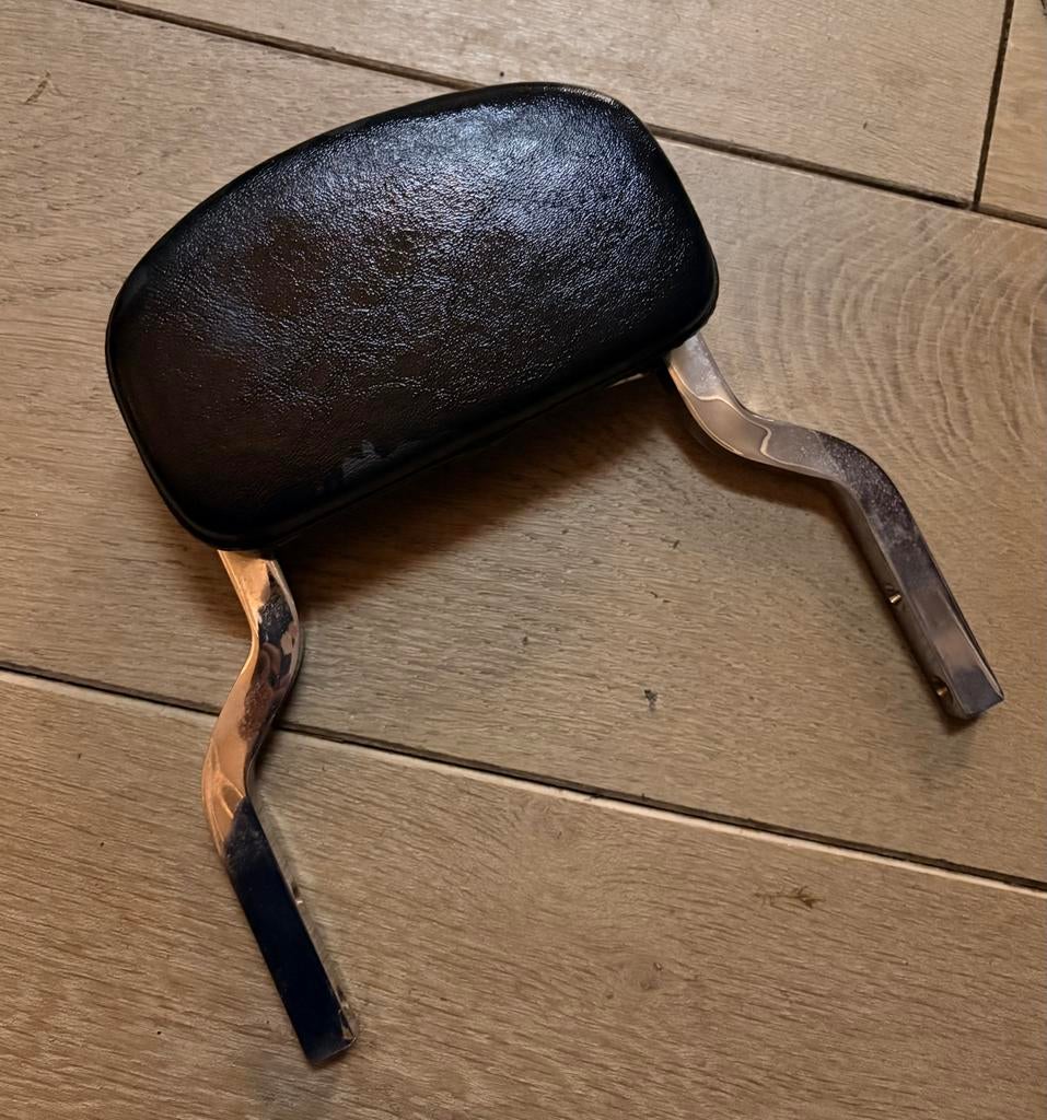 Originele harley davidson dyna superglide 2011 sissybar, Motoren, Ophalen of Verzenden, Gebruikt