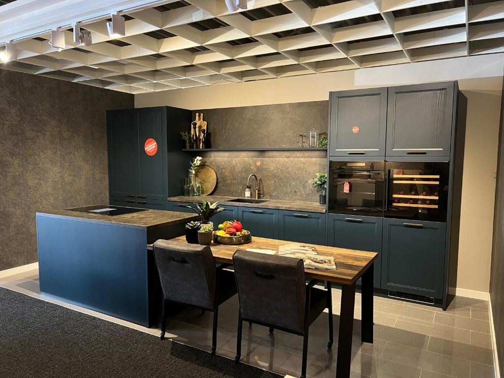 luxe showroom keuken Franck met hoge korting, Ophalen, Overige kleuren, Dubbelwandige keuken, Graniet of Steen