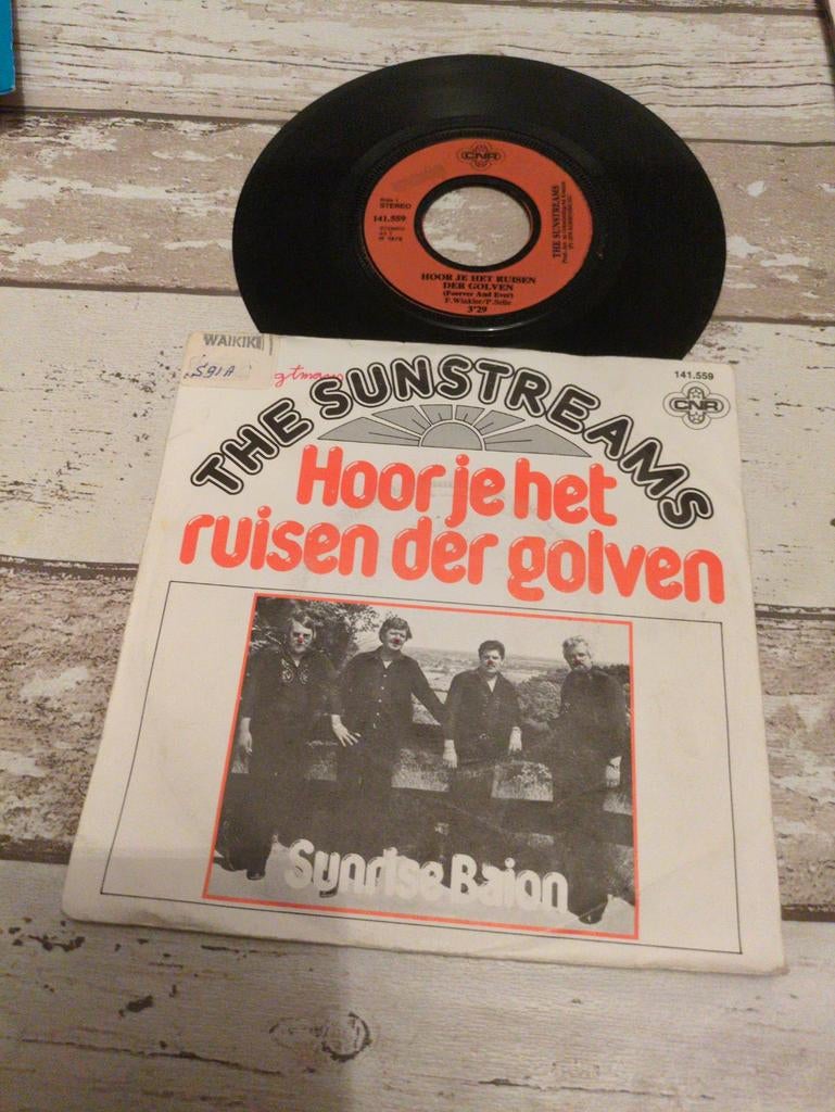 The Sunstreams - Hoor je het ruisen der golven (Single), Cd's en Dvd's, Vinyl Singles, Gebruikt, Single, Nederlandstalig, 7 inch