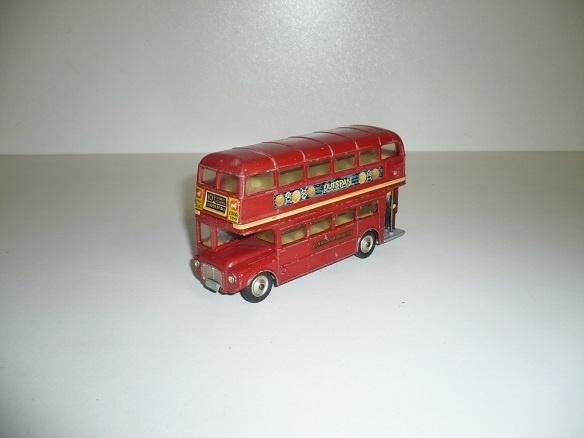 Corgi Toys London Transport Routemaster Bus, Hobby en Vrije tijd, Ophalen of Verzenden, Gebruikt, Bus of Vrachtwagen, Corgi
