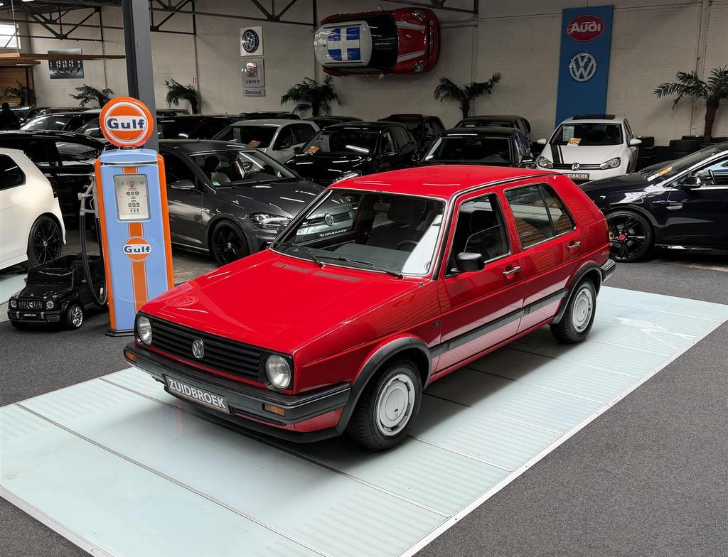Volkswagen Golf 1.6 GL Uniek! AUT! Nette Auto! (bj 1989), Automaat, Metallic lak, Volkswagen, Bedrijf