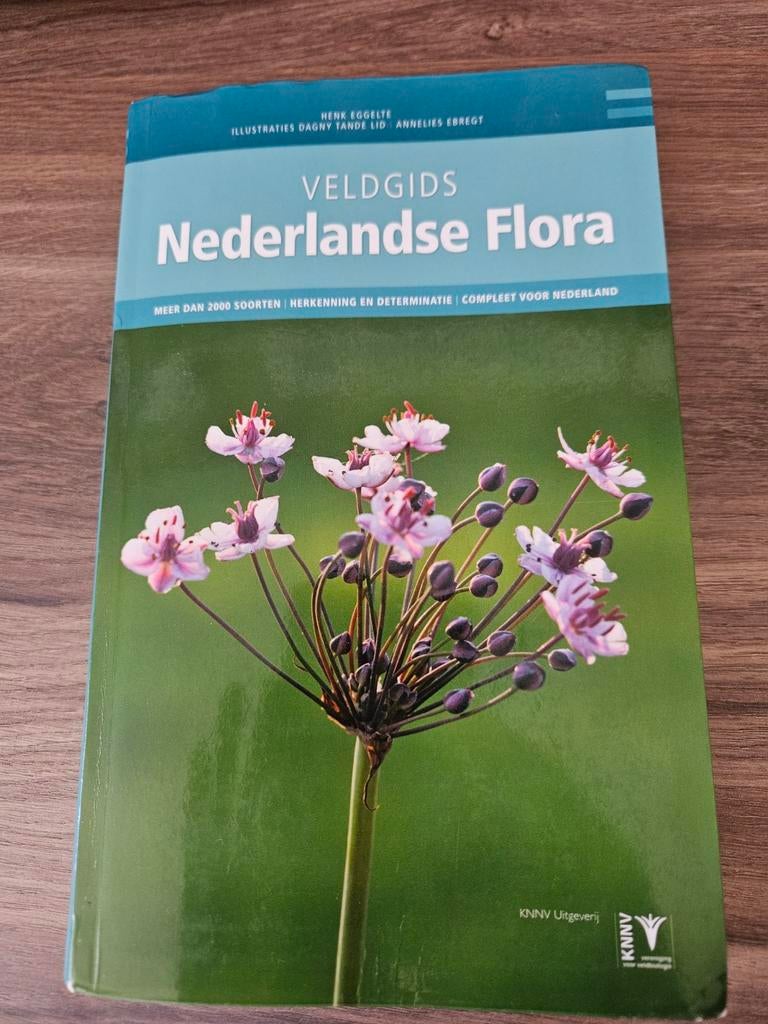 Veldgids Nederlandse Flora, Boeken, Natuur, Ophalen of Verzenden, Zo goed als nieuw, Bloemen, Planten en Bomen
