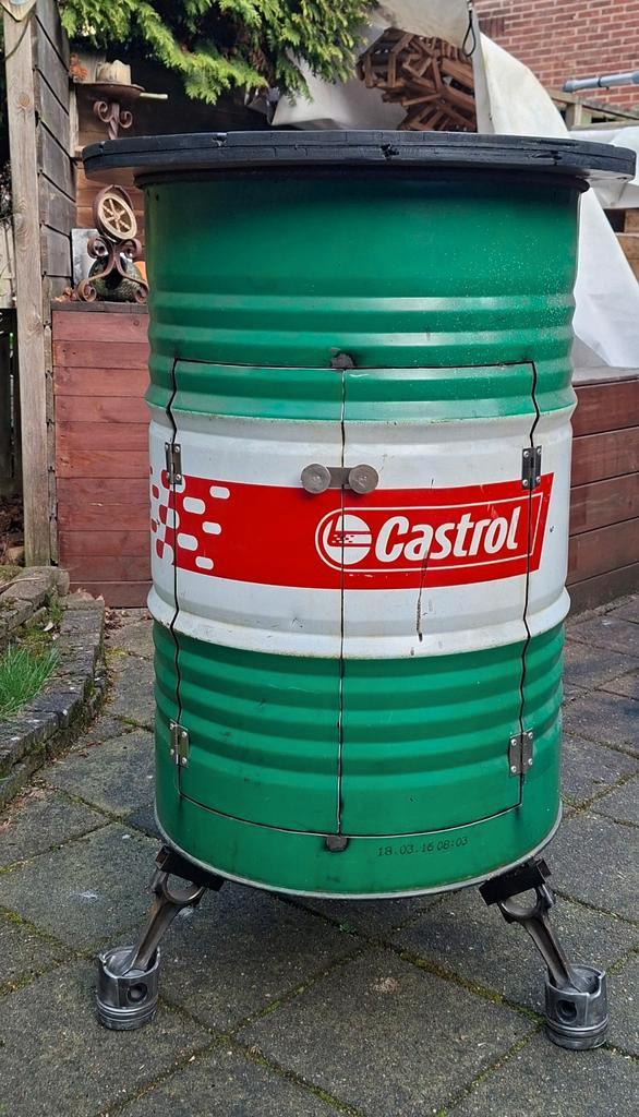 Oliedrum statafel/kast, Tuin en Terras, Tuinmeubel-accessoires, Ophalen