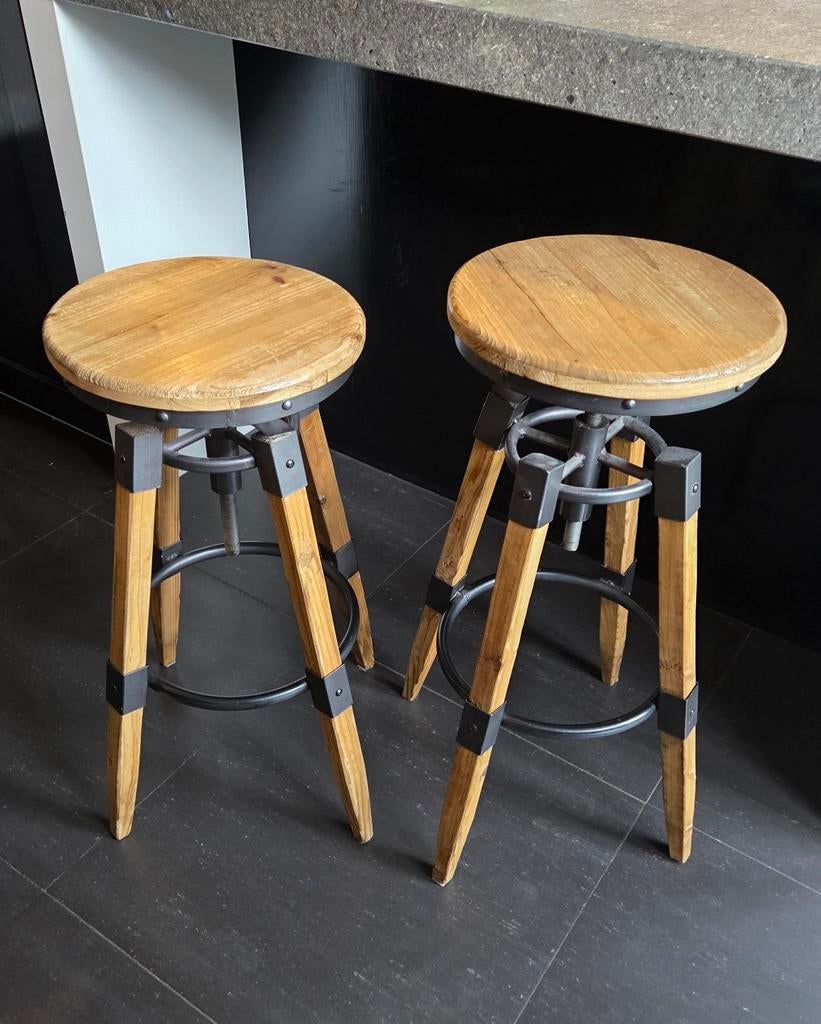 Industriële barkrukken 2x verstelbaar, Ophalen, Gebruikt, In hoogte verstelbaar, 60 tot 90 cm