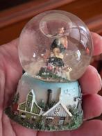 Sneeuwbol met Hollands tafereel en molen, Ophalen of Verzenden