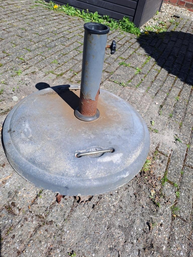 Gratis parasolvoet, Ophalen, Gebruikt, Minder dan 1 meter, Parasolvoet