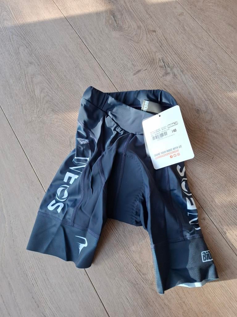 Ineos wielerbroek nieuw maat 140 kinderen, Kinderen, Nieuw, Overige maten, Ophalen of Verzenden