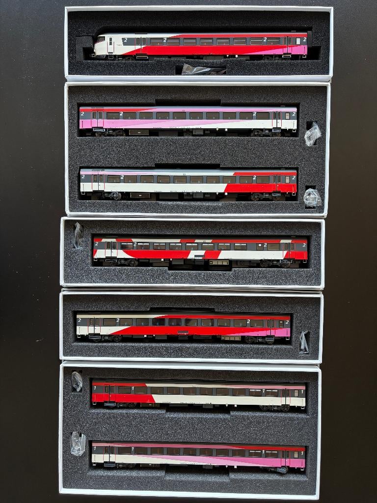 LS Models Benelux set Hispeed 7-delig, Hobby en Vrije tijd, Modeltreinen | H0, Overige merken, Gelijkstroom of Wisselstroom, Ophalen of Verzenden