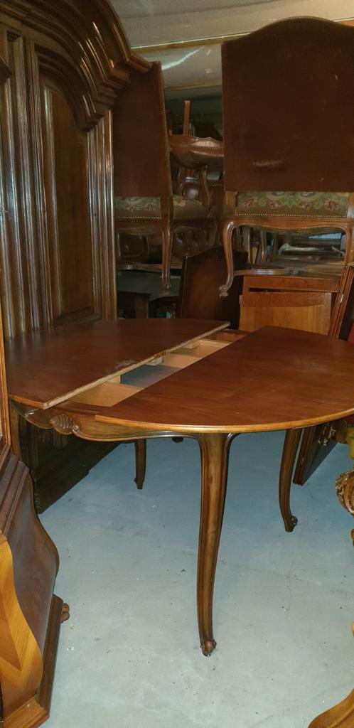Chippendale uitschuifbare eettafel, Ophalen