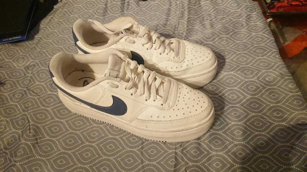 Nike court vision alta, Mt 40.5 te koop!!, Ophalen, Schoenen, Maat M, Zo goed als nieuw