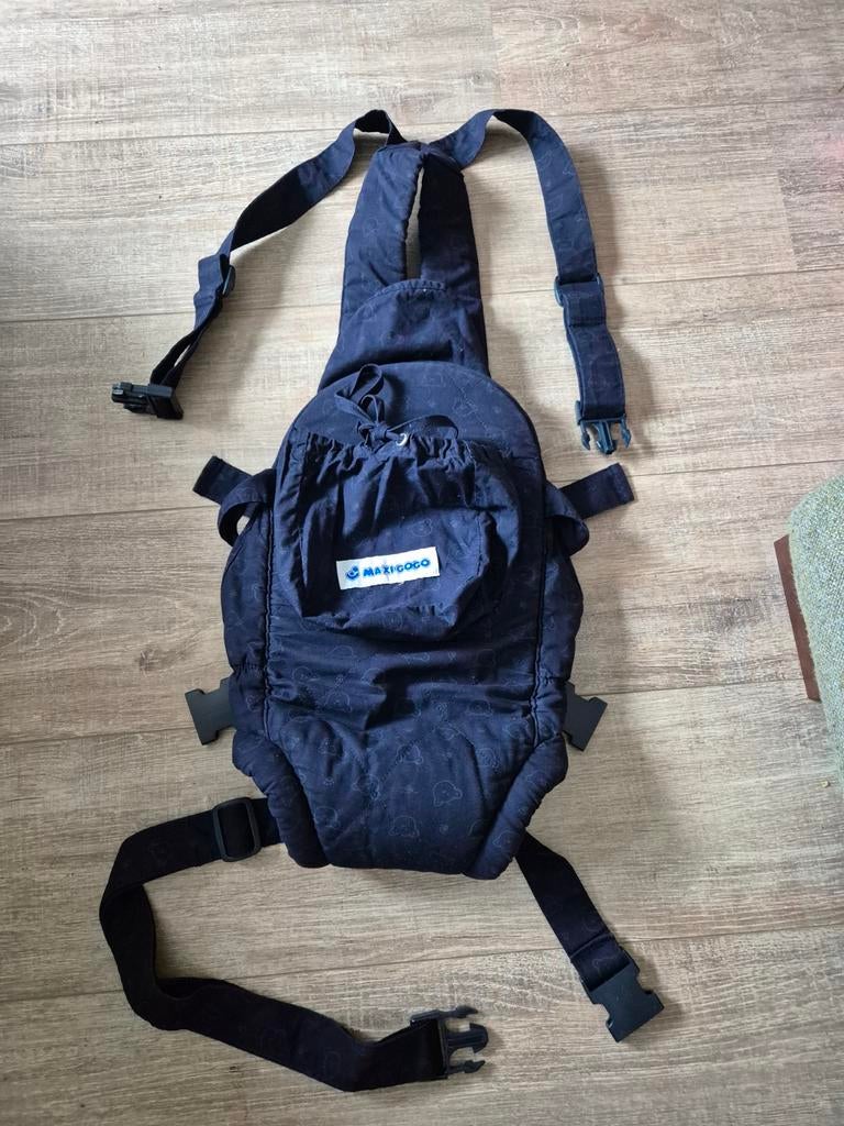 Te koop baby draagzak van MAXI-GOGO zgan, Kinderen en Baby's, Overige merken, Ophalen of Verzenden, Zo goed als nieuw, Buik