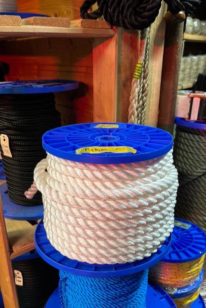 Rol 20 meter 14 mm dik ppmf touw, Watersport en Boten, Ophalen of Verzenden, Nieuw, Lijn of Blok