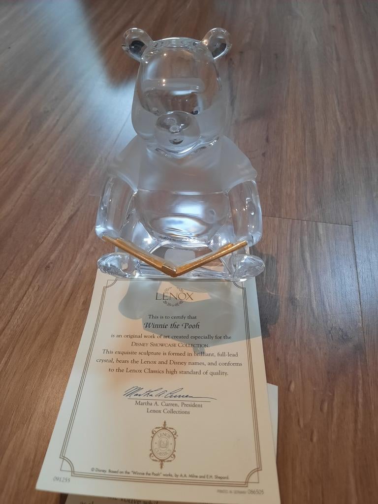Winnie the Pooh crystal met boek, Verzamelen, Ophalen, Winnie de Poeh of vrienden, Zo goed als nieuw