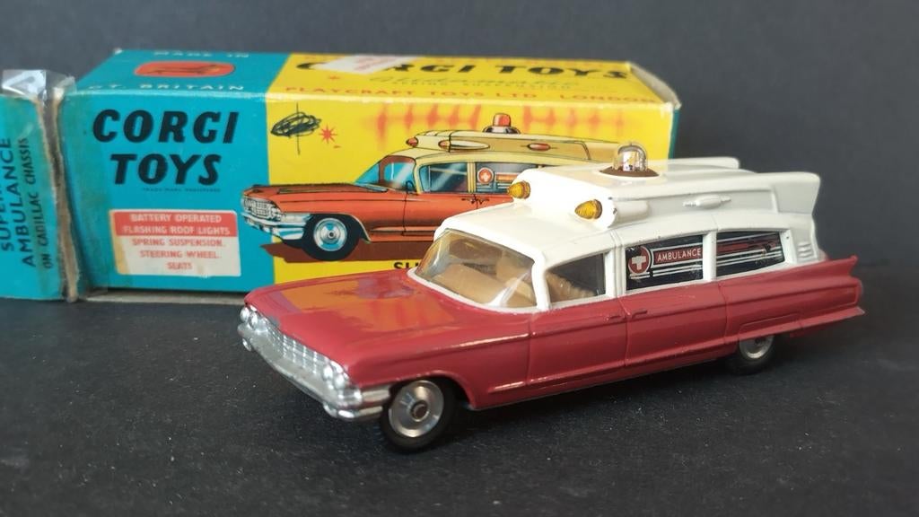 Cadillac Superior Ambulance Corgi Toys 437 Pol, Corgi Toys, Auto, ., Leicester uk