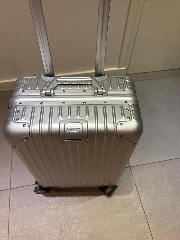 RIMOWA handbagage koffer 55x45 cm, Ophalen, 40 tot 60 cm, 30 cm of meer, Zo goed als nieuw