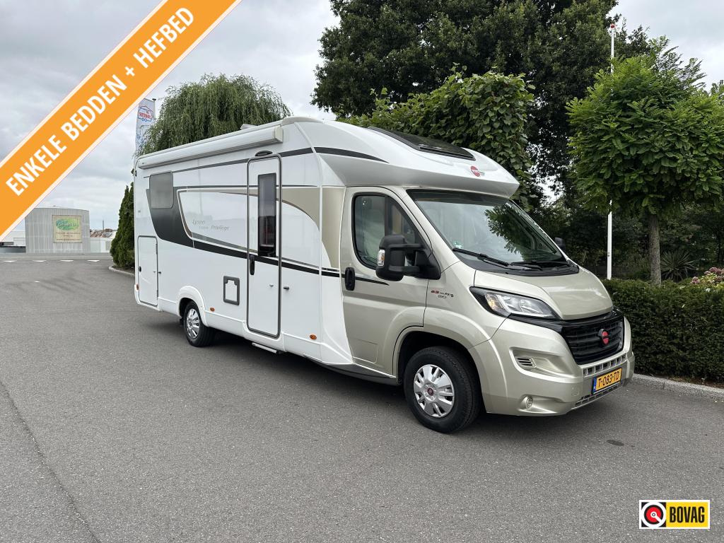 Bürstner Lyseo TD 728 G Enkele bedden + Hefbed, Ringverwarming, Fiat, Koelkast, Airbags