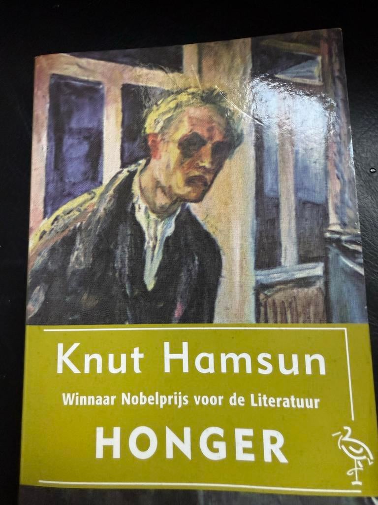 Knut Hamsun - Honger (pocket), Ophalen of Verzenden, Gelezen, Nederland