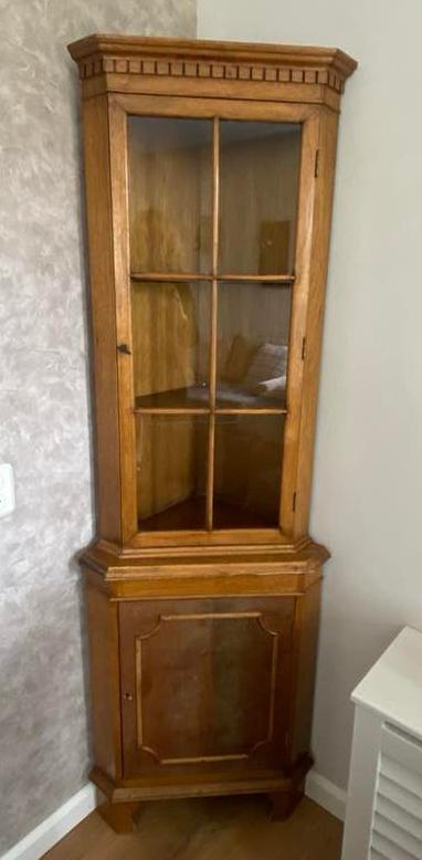 Oud hoek vitrinekastje, Ophalen, 50 tot 100 cm, Klassiek, vitage, 150 tot 200 cm
