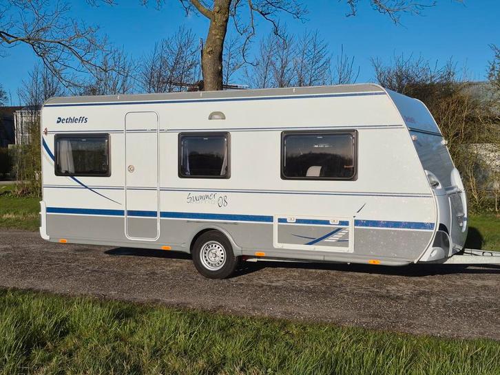 Dethleffs Summer Edition 08, Caravans en Kamperen, Caravans, Particulier, tot en met 4, 1000 - 1250 kg, Rondzit, Dethleffs, 2 aparte bedden