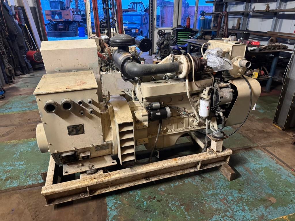 100kva Marina Agaragaat cummkns, Ophalen, Minder dan 5 kVA, Benzine