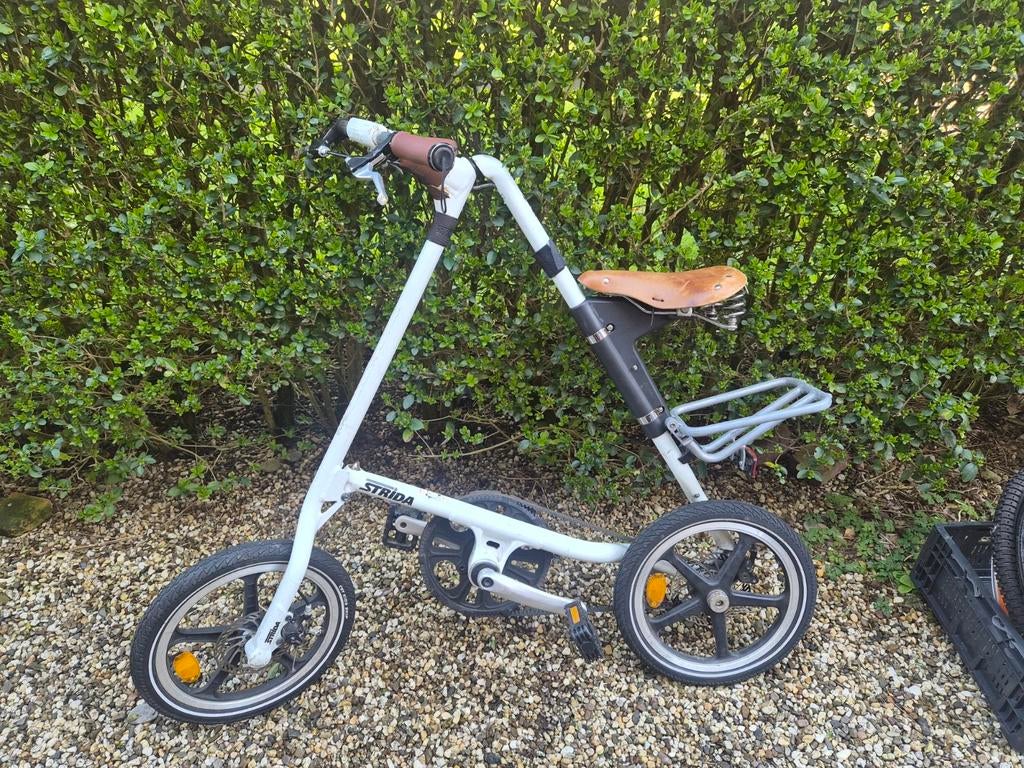Nette Strida vouwfiets met extra onderdelen en toebehoren, Fietsen en Brommers, Ophalen of Verzenden