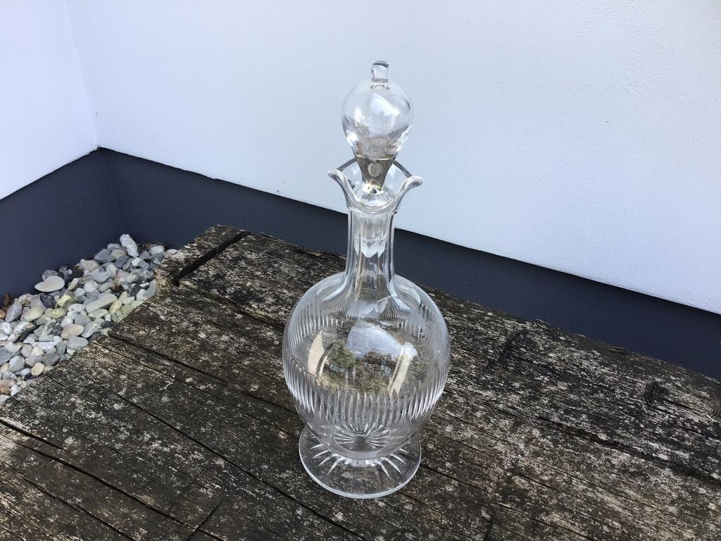 Elegante karaf met stop en hals van zilver, Antiek en Kunst, Antiek | Glas en Kristal, Ophalen of Verzenden