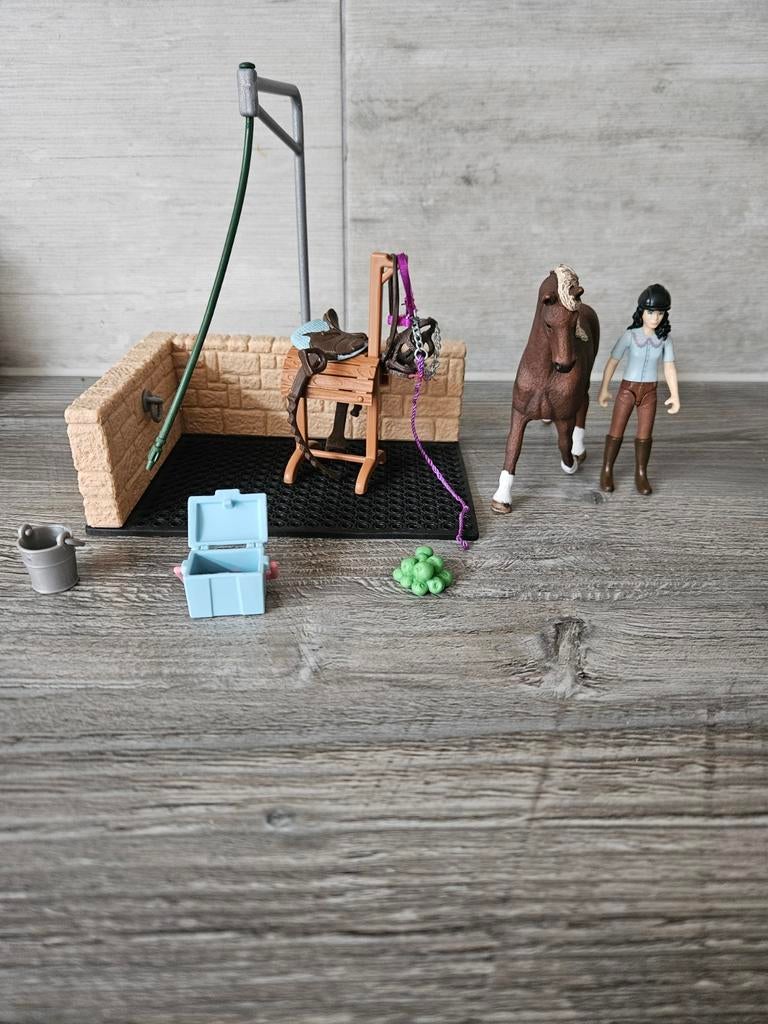 Schleich poetsplaats 42438, Ophalen of Verzenden, Zo goed als nieuw, Jongen of Meisje